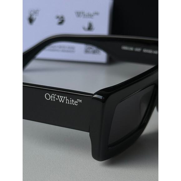 NEW Off White Ontario Black Unisex Sunglasses - Picture 5 of 6